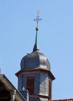 Glockenturm mit Wetterhahn